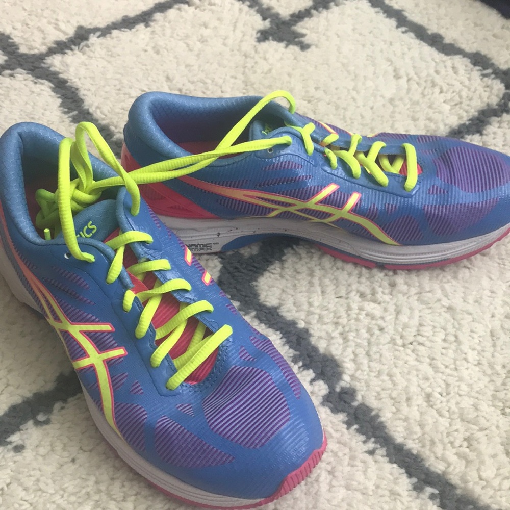 ASICS Gel DS Trainer 20 - Picture 2 of 4